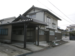 坪当り13.5万円