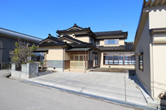 坪当り10.9万円