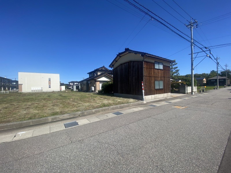 現地写真(前面道路含む現地写真)