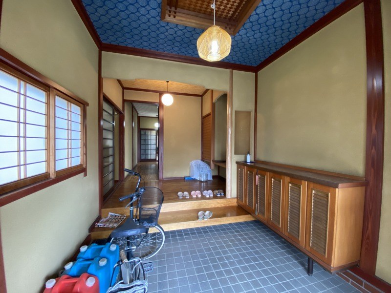現地写真(玄関)