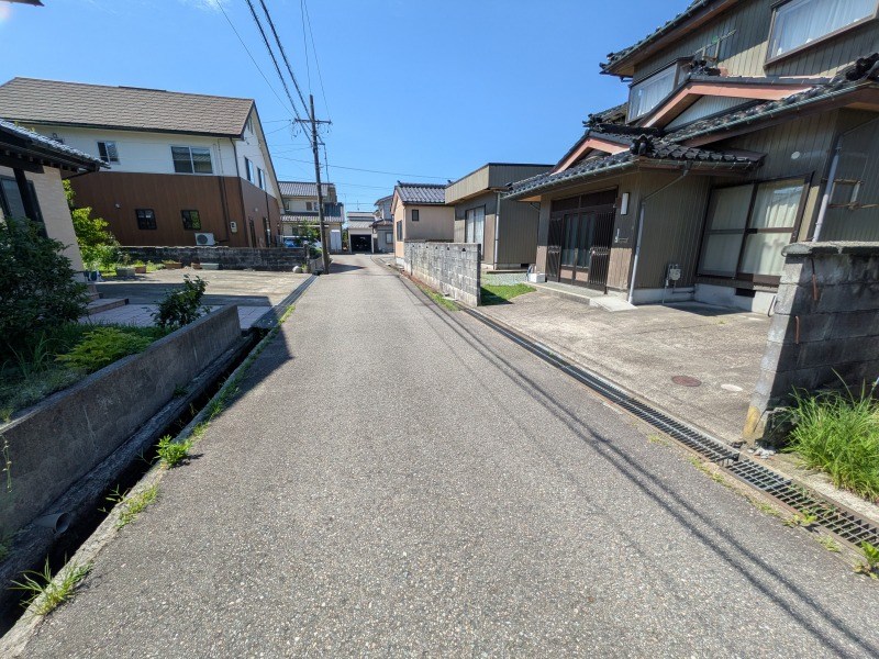 現地写真(前面道路含む現地写真)