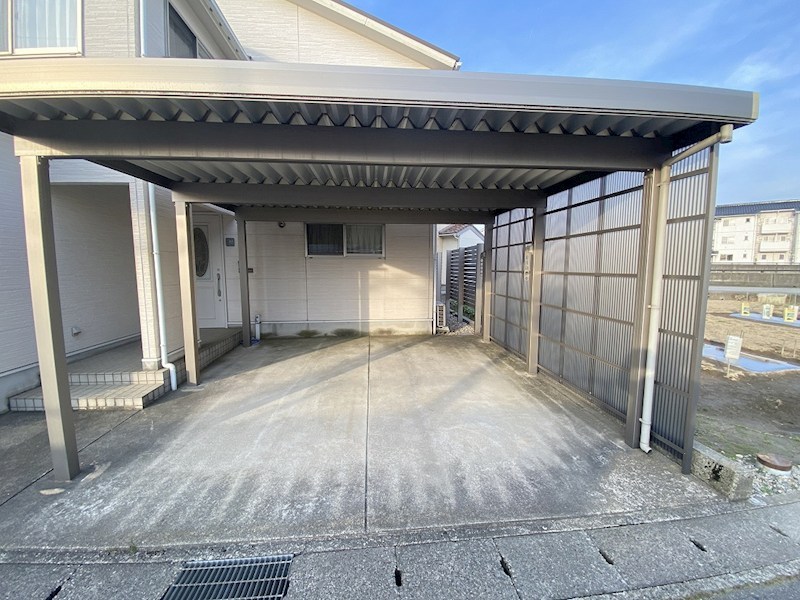 現地写真(駐車場)