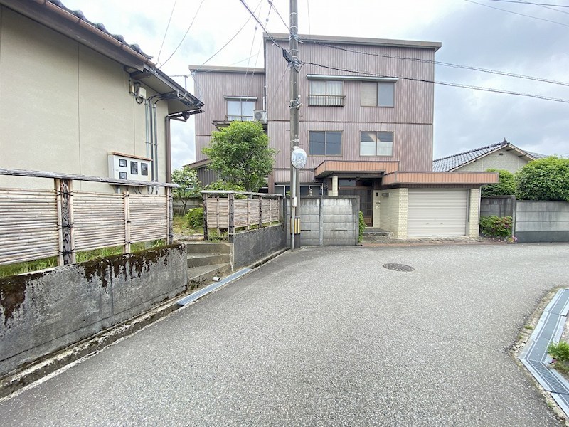 現地写真(前面道路含む現地写真)