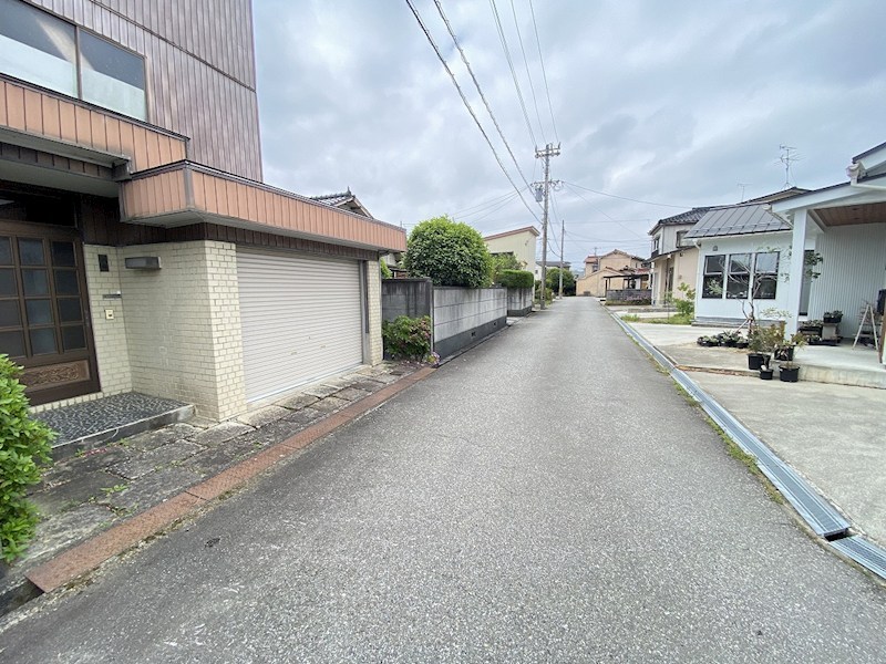 現地写真(前面道路含む現地写真)