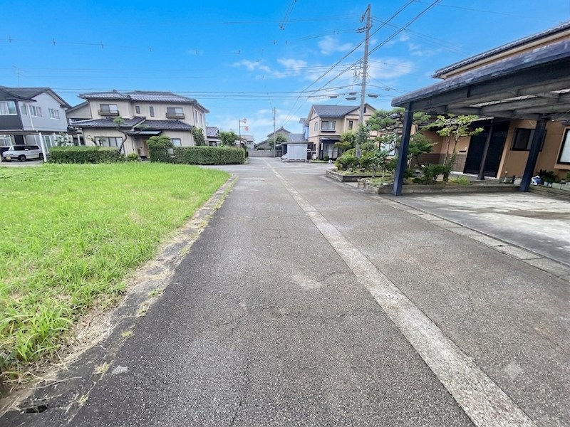 現地写真(前面道路含む現地写真)