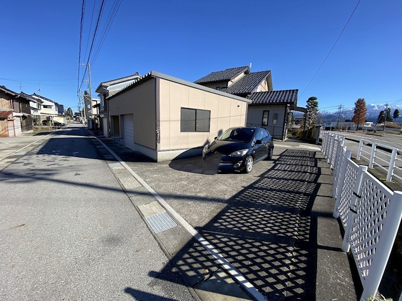 現地写真(駐車場)