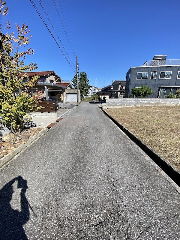現地写真(前面道路含む現地写真)